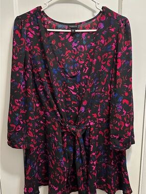 Torrid: Black Long-Sleeve Tie-Front Top with Pink and Blue Print